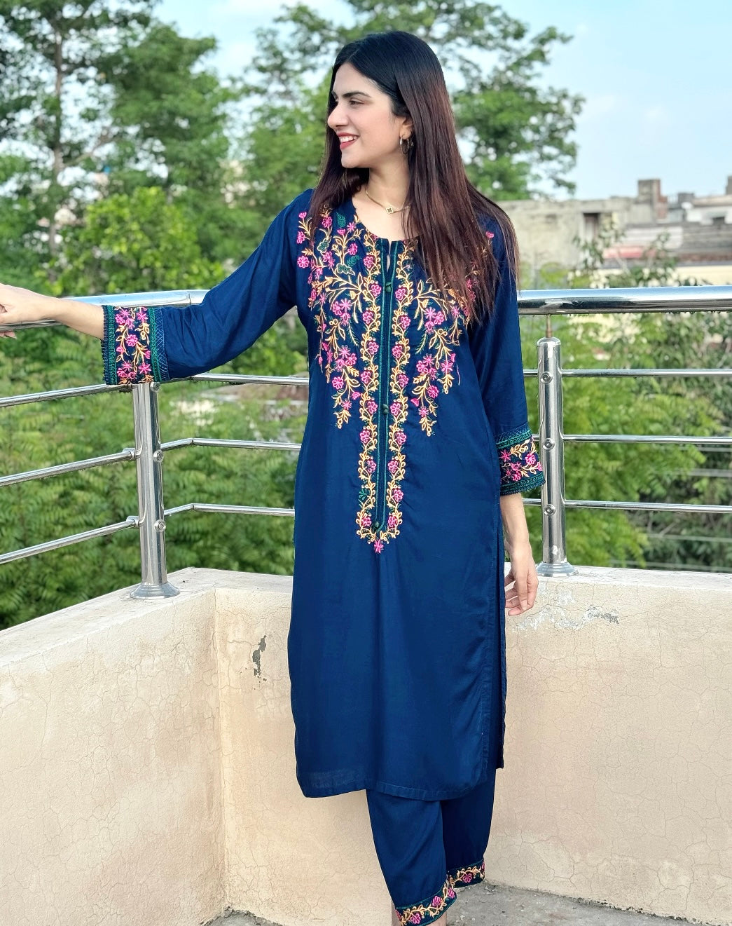 Rang Ja - 2Pc Embroidred Suit - Premium Swiss Lawn