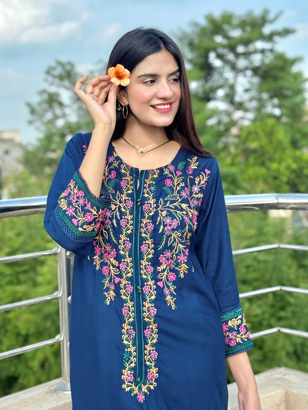 Rang Ja - 2Pc Embroidred Suit - Premium Swiss Lawn