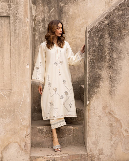 Norah - 2Pc Embroidred Suit - Premium Linen