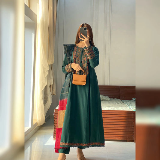 Zarmeen - 2Pc Embroidred Suit - Premium Fabric